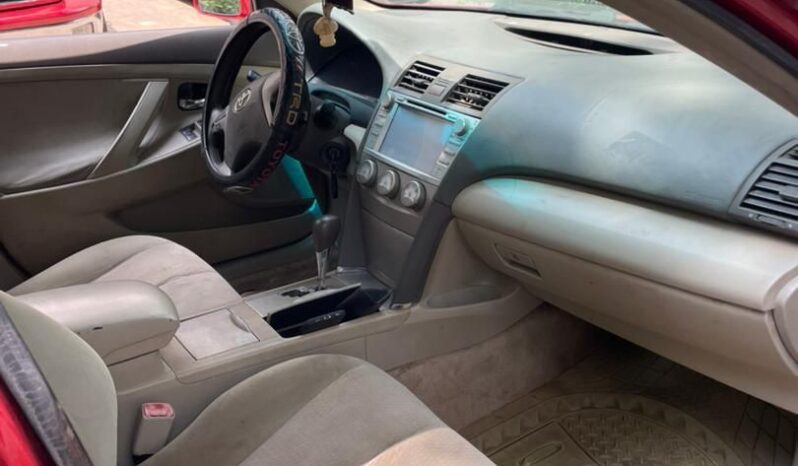 
								Naija Used 2010 Toyota Camry full									