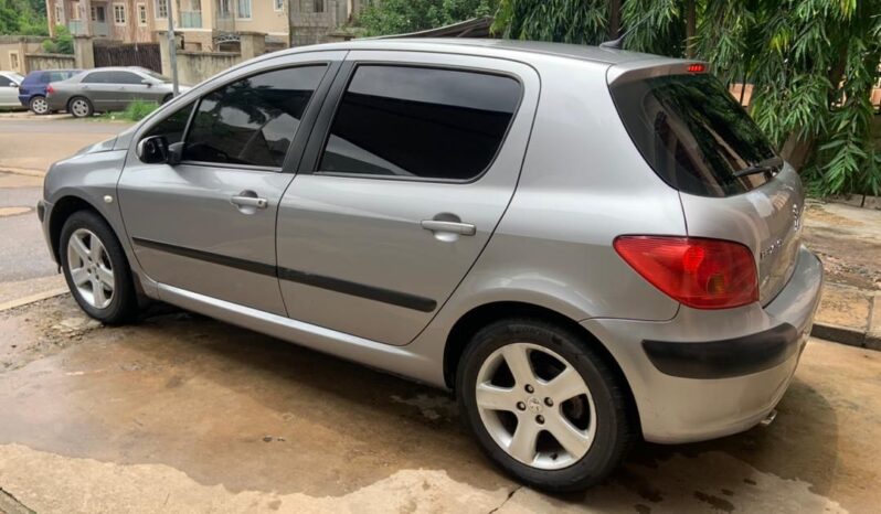 
								Foreign Used 2004 Peugeot 307 full									