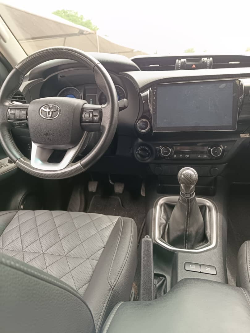 Naija Used 2019 Toyota Hilux