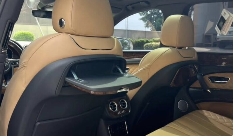 
								Foreign Used 2019 Bentley Bentayga full									