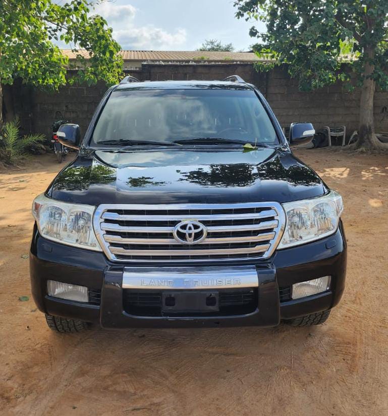 Naija Used 2011 Toyota Land Cruiser