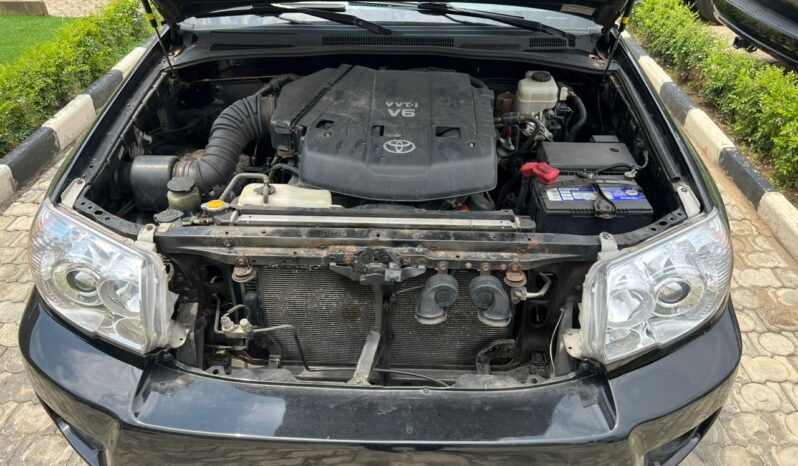 
								Naija Used 2006 Toyota 4Runner full									