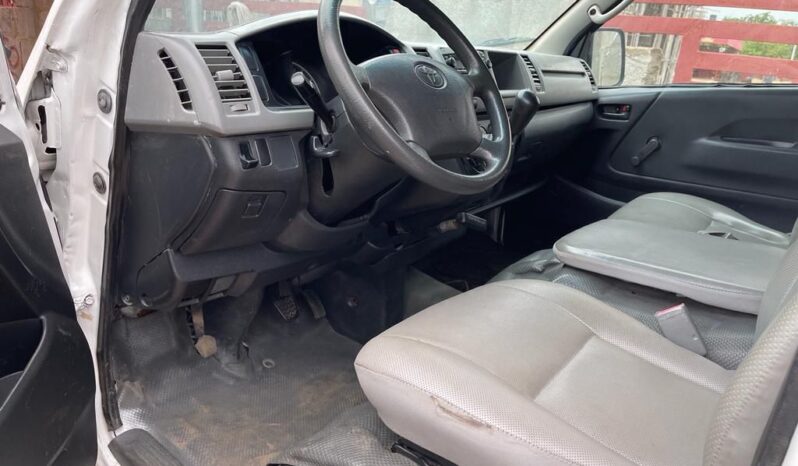 
								Naija Used 2011 Toyota Hiace full									