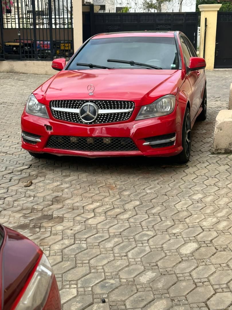 Naija Used 2011 Mercedes-Benz C 300