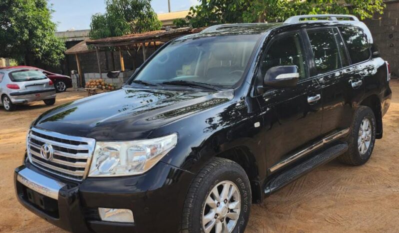 
								Naija Used 2011 Toyota Land Cruiser full									