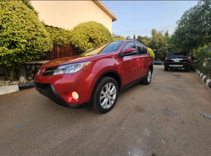 Foreign Used 2013 Toyota RAV4