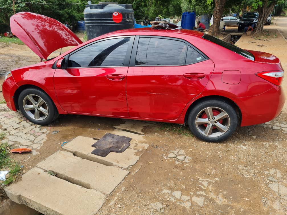 Naija Used 2015 Toyota Corolla