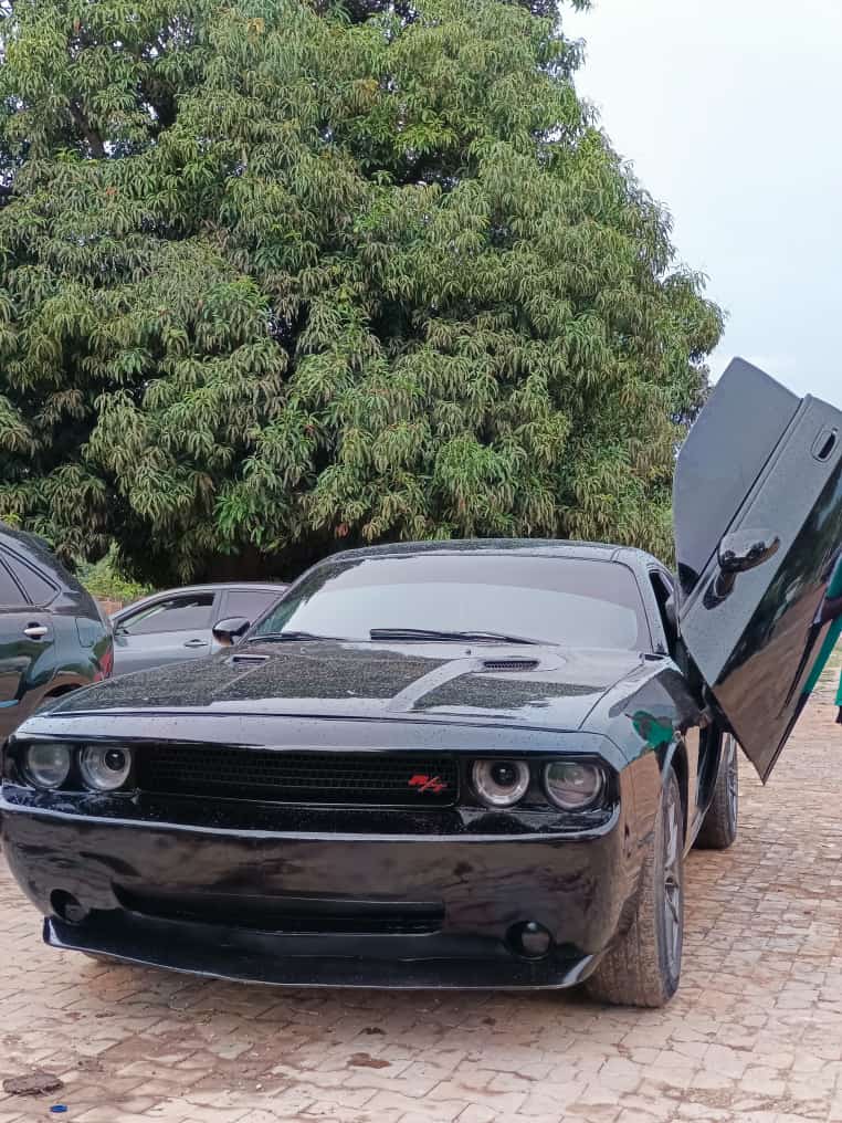 Naija Used 2013 Dodge Challenger