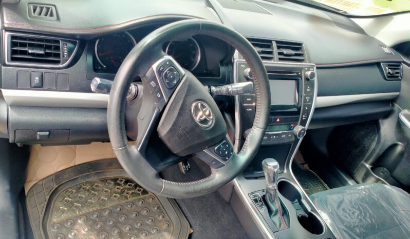 
								Foreign Used 2015 Toyota Camry full									