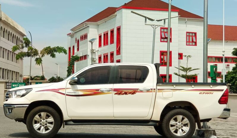 
								Naija Used 2019 Toyota Hilux full									