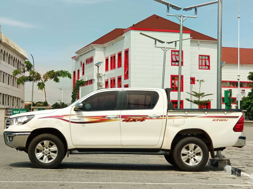 Naija Used 2019 Toyota Hilux