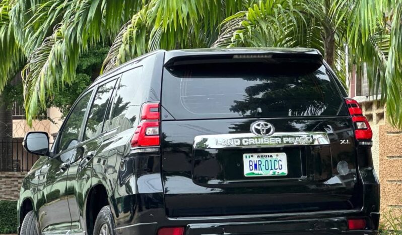 
								Naija Used 2012 Toyota Land Cruiser full									