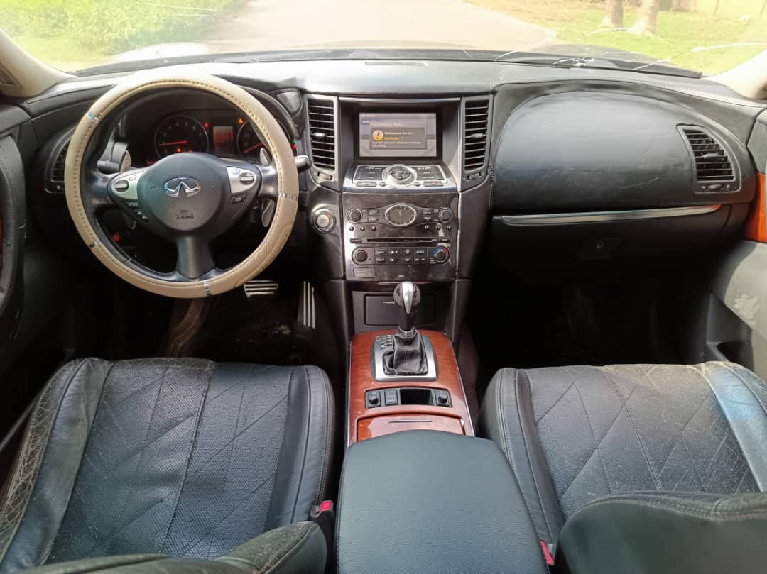 Naija Used 2010 Infiniti FX35