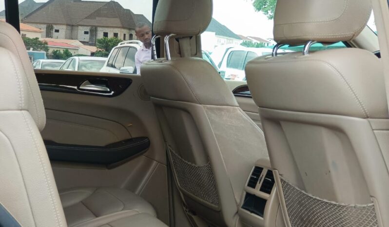 
								Naija Used 2013 Mercedes-Benz ML 350 full									