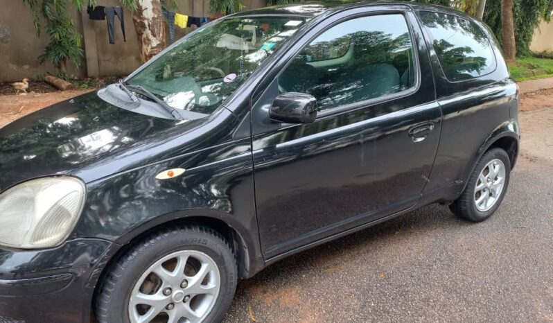 
								Naija Used 2004 Toyota Yaris full									