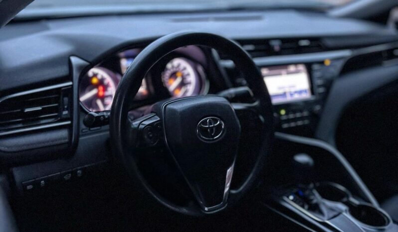 
								Foreign Used 2018 Toyota Camry full									