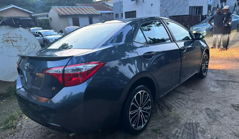 
								Foreign Used 2015 Toyota Corolla full									