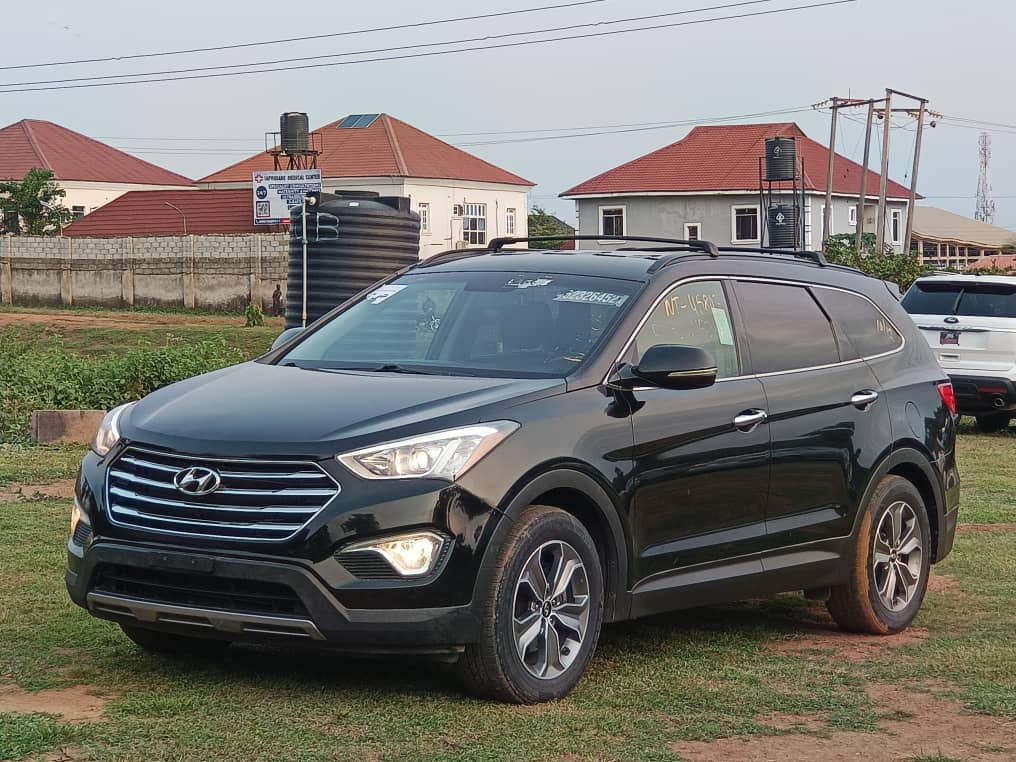 Foreign Used 2016 Hyundai Santa Fe