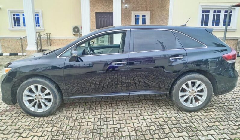 
								Naija Used 2013 Toyota Venza full									