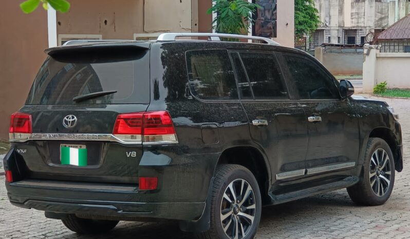 
								Naija Used 2020 Toyota Land Cruiser full									