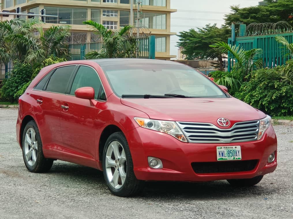 Naija Used 2010 Toyota Venza