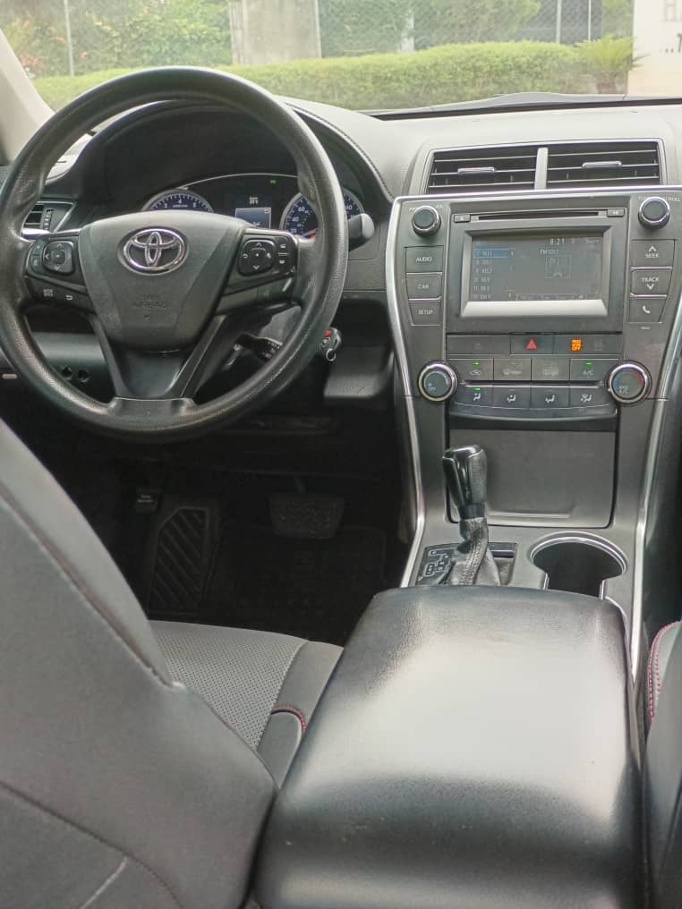 Naija Used 2017 Toyota Camry